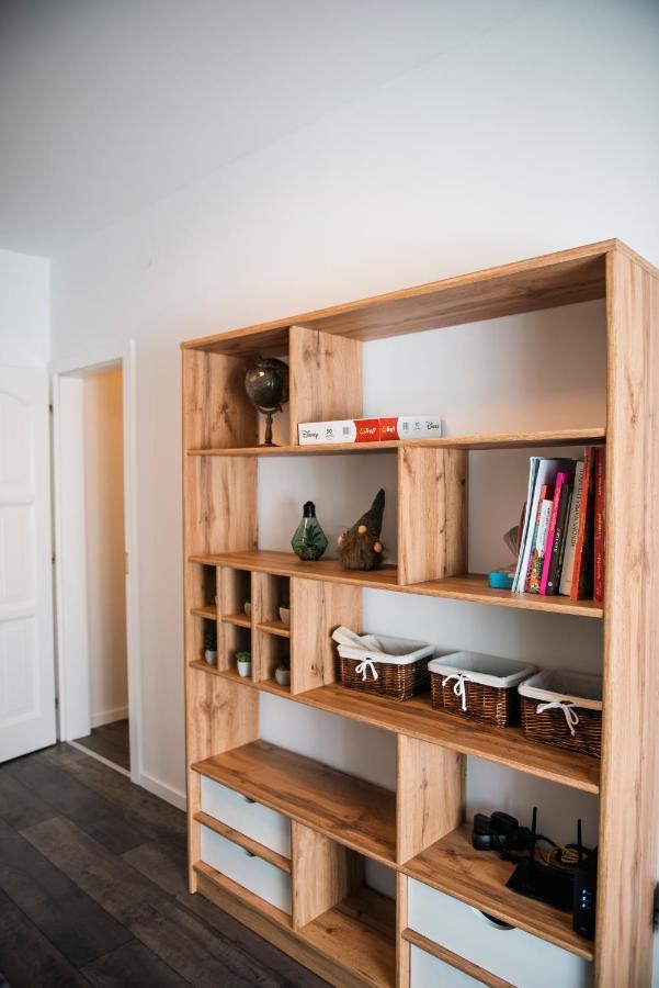 Anavrin Apartman Free Parking Apartment Pecs Exterior photo