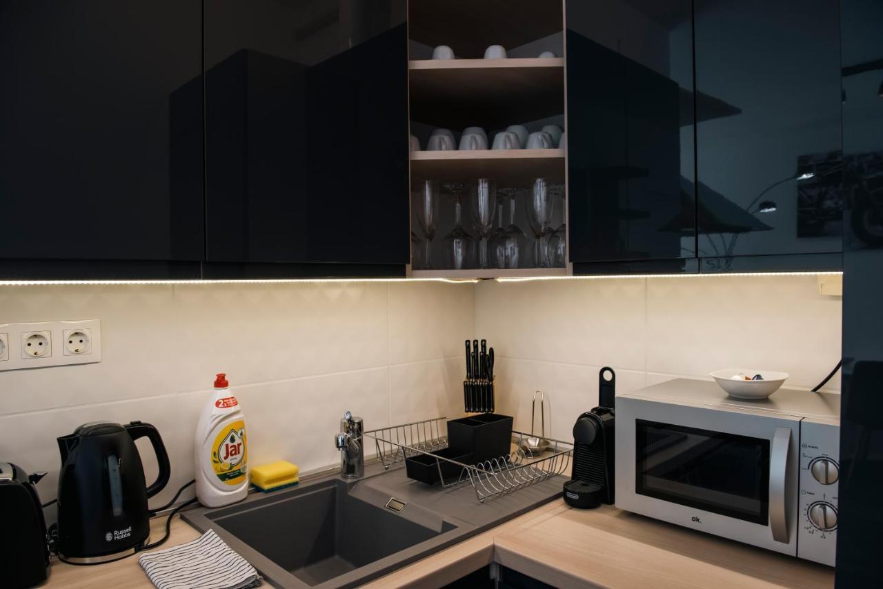 Anavrin Apartman Free Parking Apartment Pecs Exterior photo